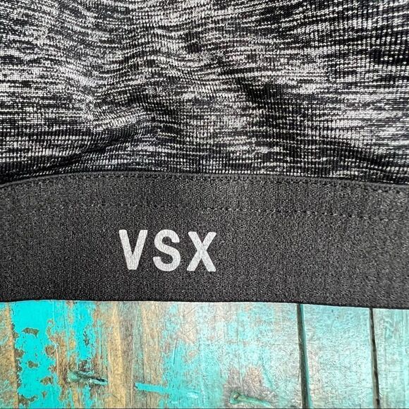 VICTORIA Secret  Sport Size 34DD - Picture 6 of 9